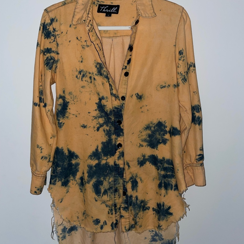 Thrill Tan and Black Tie-Dye Shirt